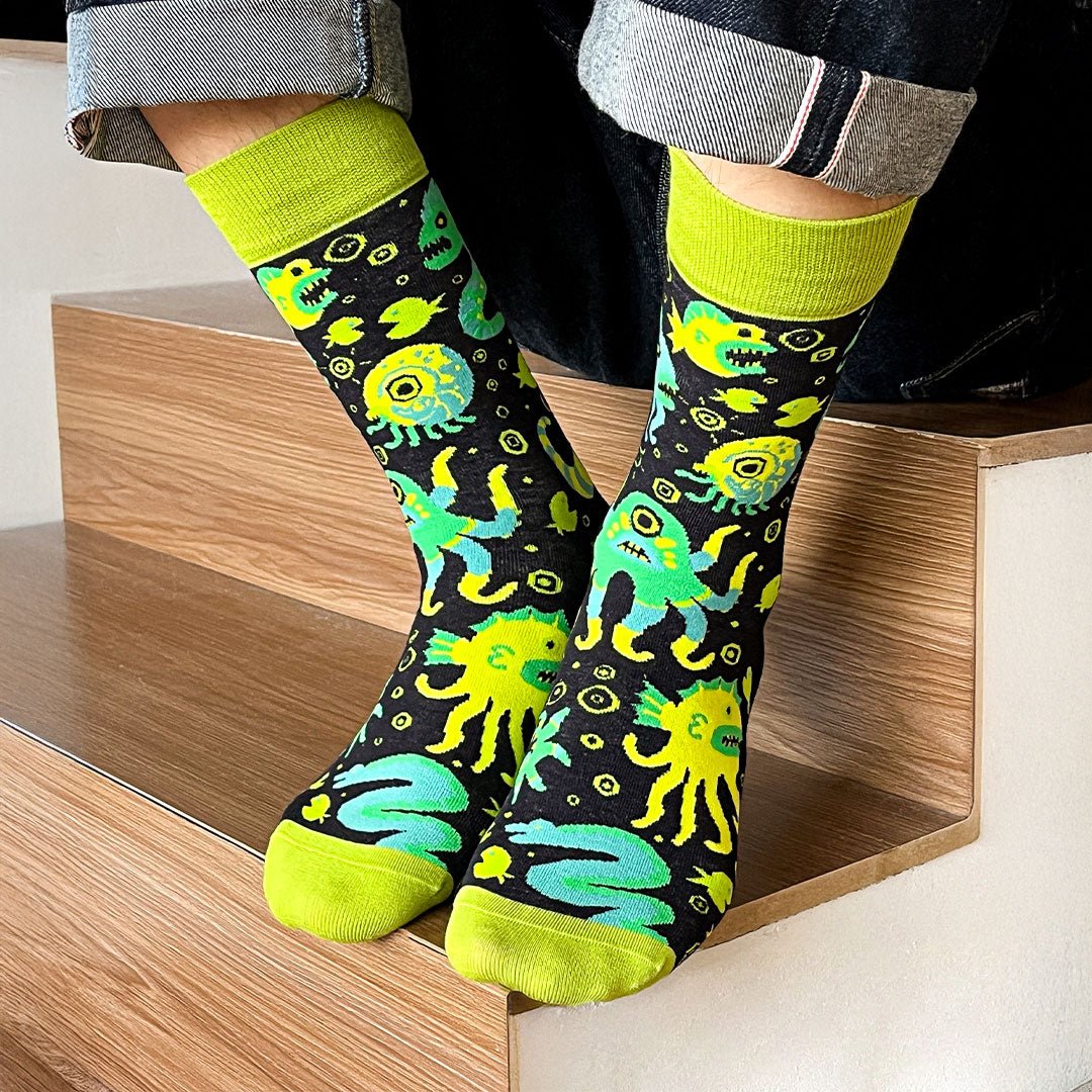 Calcetines divertidos de algodón "sin costuras". MONSTRUOS MARINOS VERDES - Kylie Crazy