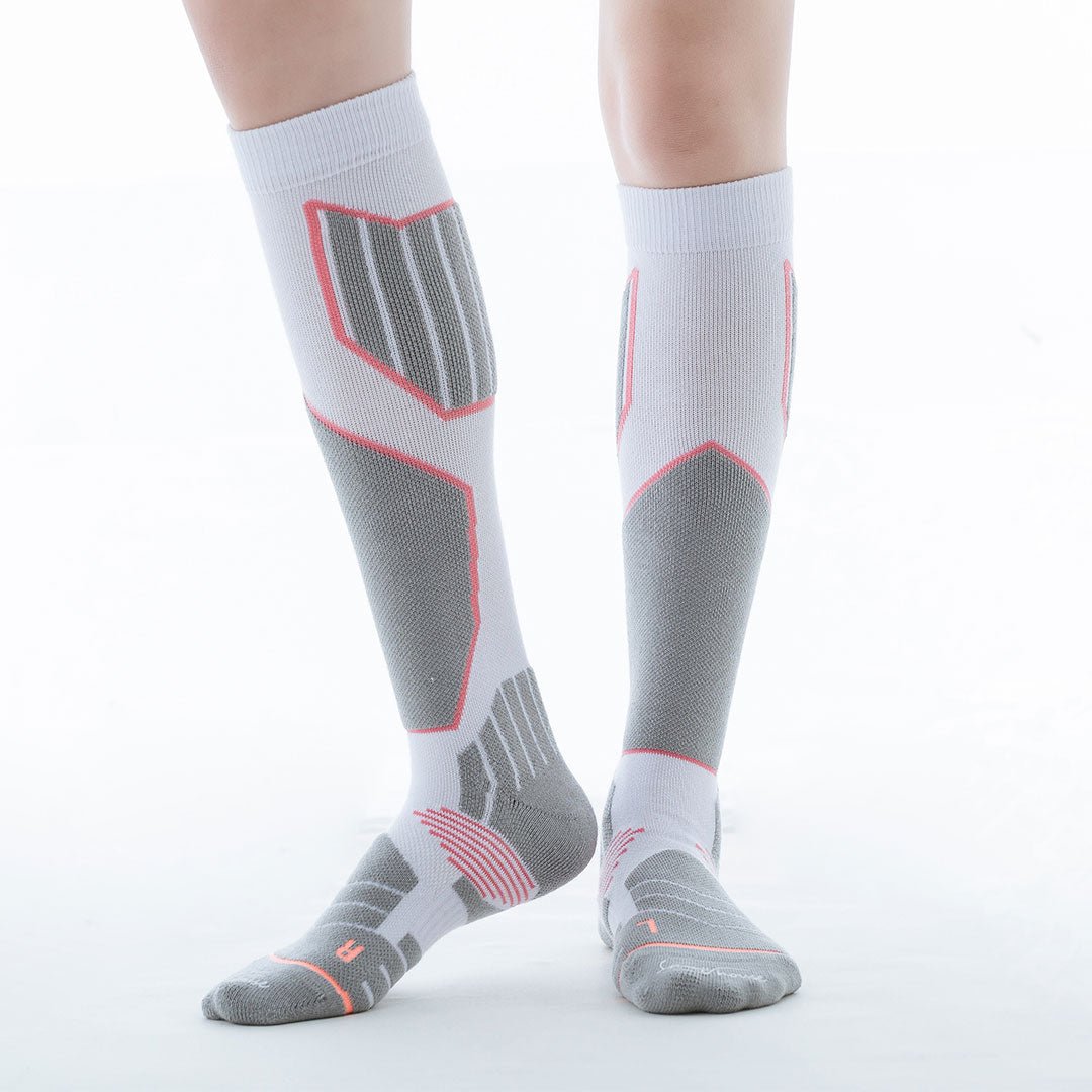 Calcetines de mujer largos para ESQUI con acolchados técnicos por zonas, especiales para frio, blanco-Kylie Crazy