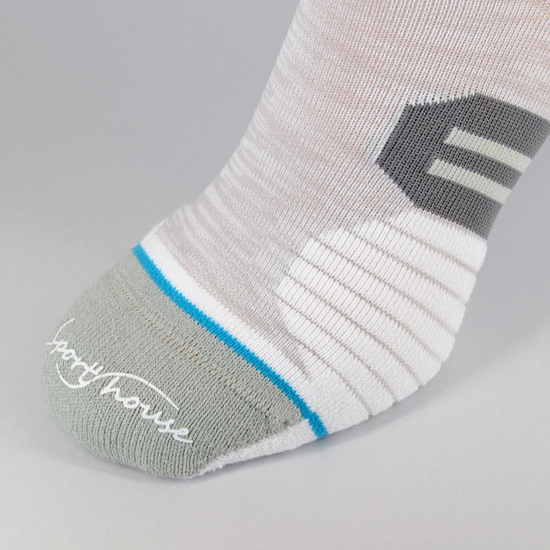 Calcetines deportivos técnicos cortos de compresión. Anatómicos sin costuras anti hongos, color Blanco-Kylie Crazy