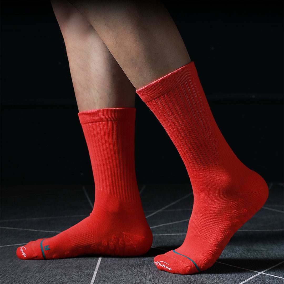 Calcetines deportivos técnicos de compresión, media caña. Anatómicos sin costuras anti hongos, color Rojo-Kylie Crazy