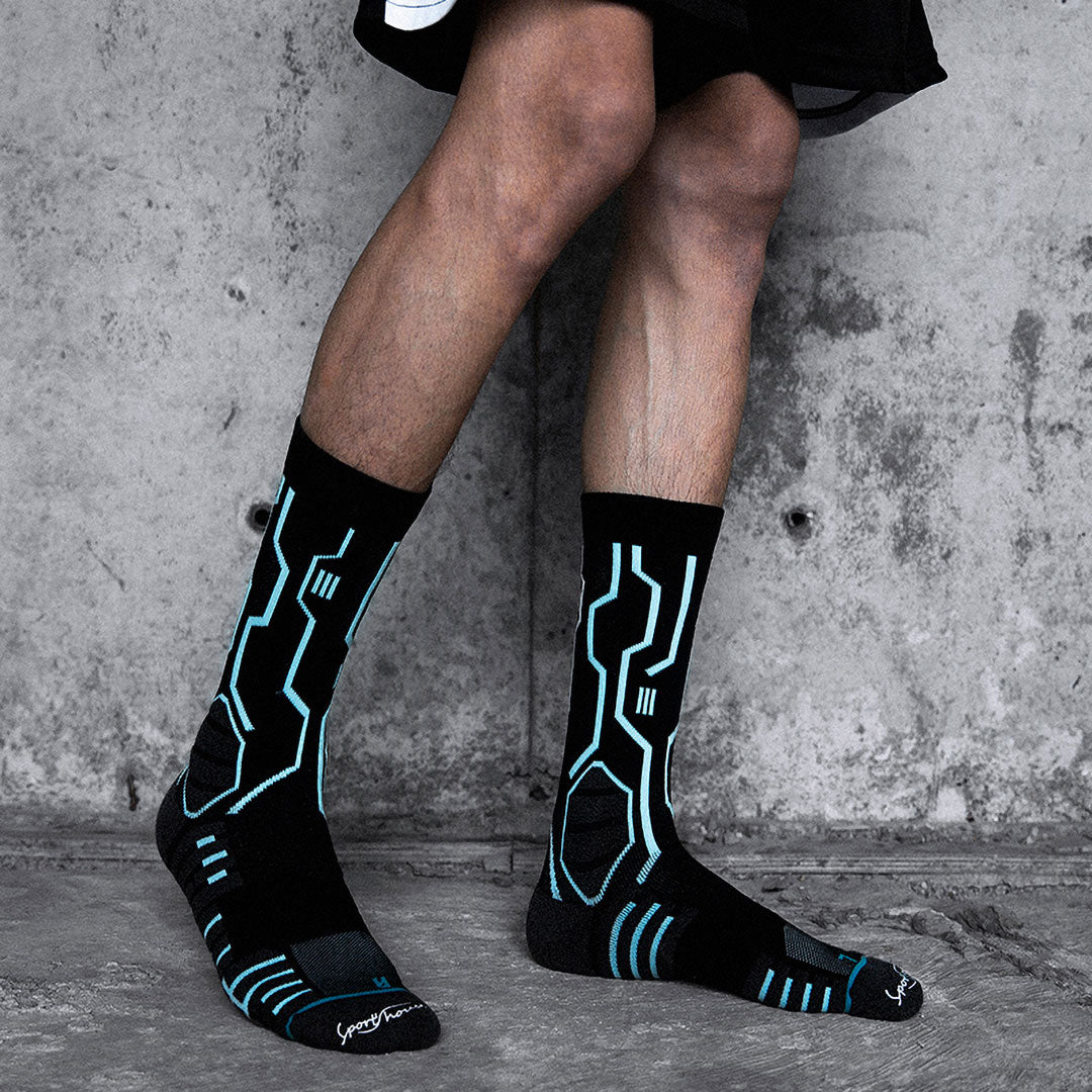 Calcetines deportivos técnicos de compresión, media caña. Anatómicos sin costuras anti hongos, color Negro-Kylie Crazy