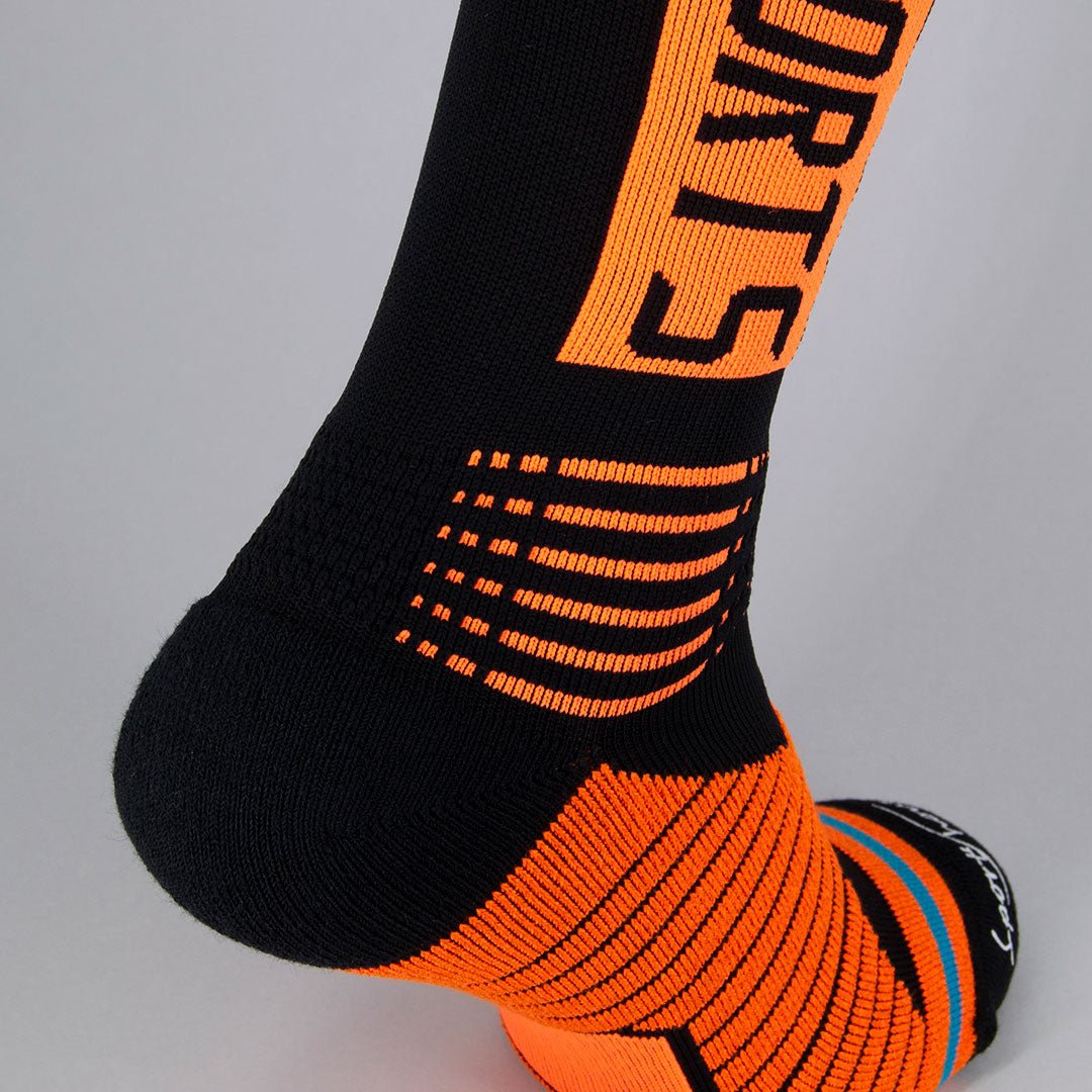 Calcetines deportivos técnicos de compresión, media caña. Anatómicos sin costuras anti hongos, color Naranja-Kylie Crazy