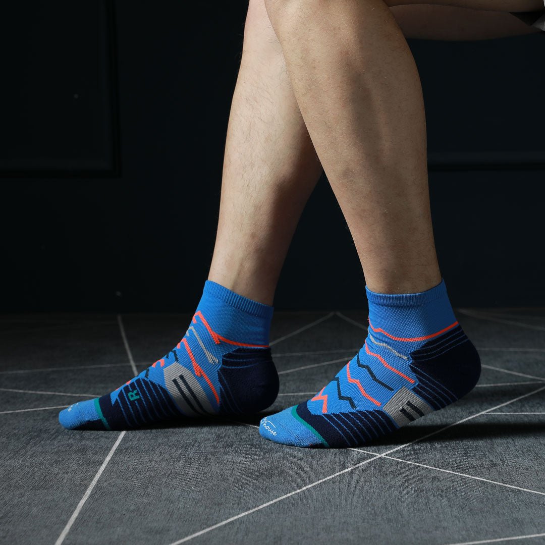 Calcetines deportivos técnicos cortos de compresión. Anatómicos sin costuras anti hongos, color Azul-Kylie Crazy