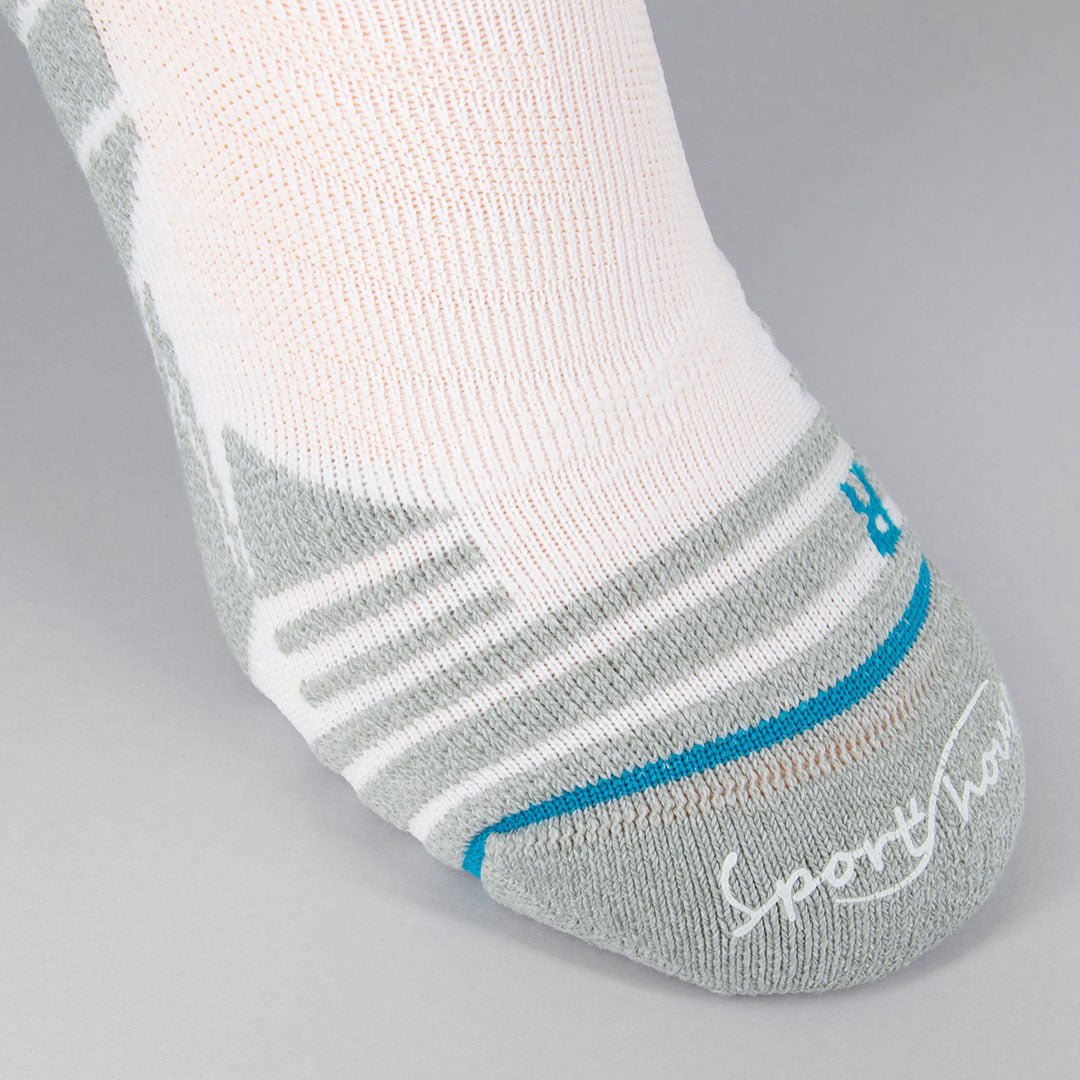 Calcetines para ciclismo blancos de hombre con acolchado técnico por zonas y ajustes sin costuras.-Kylie Crazy