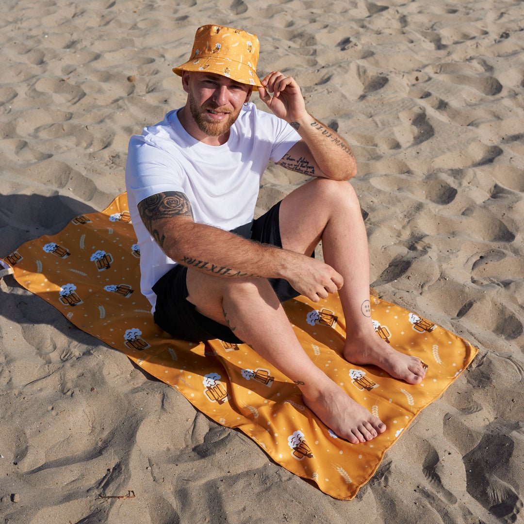 Toalla Microfibra "Cerveza" ligera para piscinas, playa y viajes-Kylie Crazy