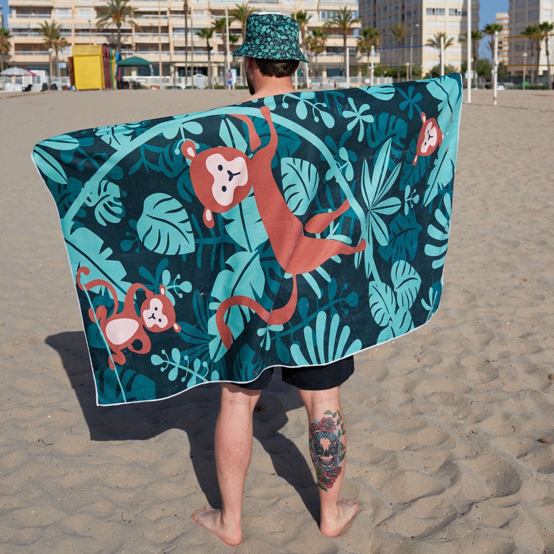 Toalla de playa "Jungla" ultraligera para playa, piscinas y tu hogar.-Kylie Crazy