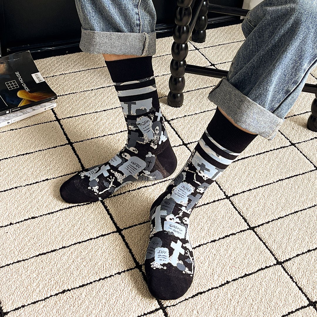 Calcetines divertidos de algodón "sin costuras". CALAVERAS - Kylie Crazy