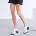 Calcetines deportivos técnicos cortos de compresión. Anatómicos sin costuras anti hongos, color Gris-Kylie Crazy