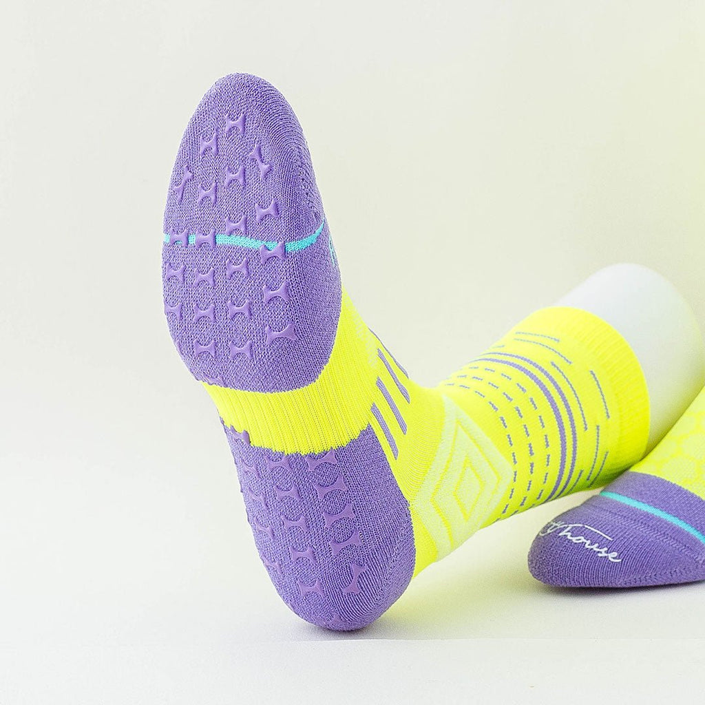 Calcetines deportivos antideslizamiento para hombre con acolchado tecnico por zonas y ajustes sin costuras, amarillos-Kylie Crazy