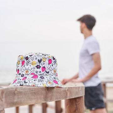 Gorro de pescador "Love" reversible, bicolor y secado rápido. Unisex-Kylie Crazy