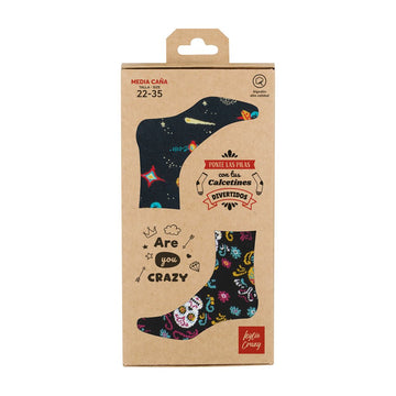 Pack cajita regalo con leyenda, contiene dos pares de calcetines, talla única de niño 28-35 " Ponte las pilas ..."-Kylie Crazy