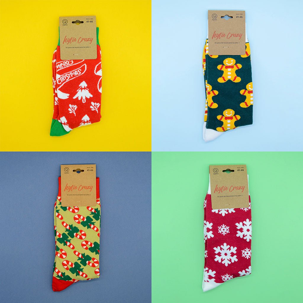 Pack de 4 calcetines de alegres motivos navideños, HAPPY CHIRSTMAS-Kylie Crazy