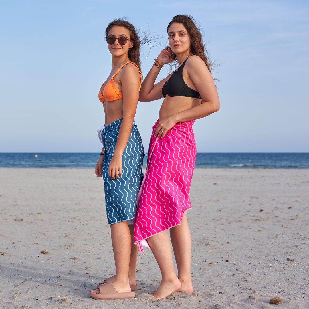 Toalla Microfibra Líneas fuxia ligera para piscinas, playa y viajes –  Kylie Crazy